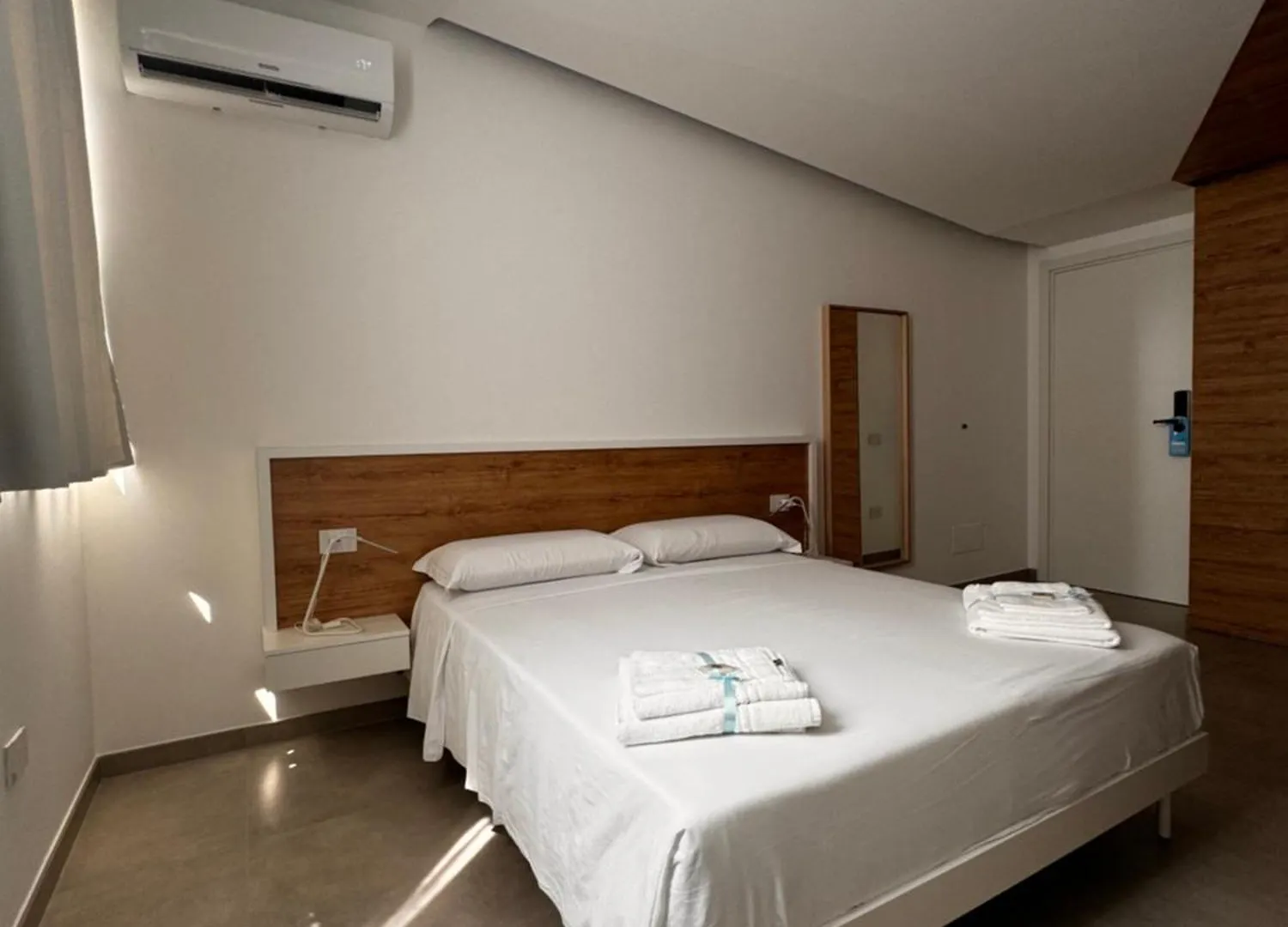 Bed & Breakfast Space Tower Rooms Neapel