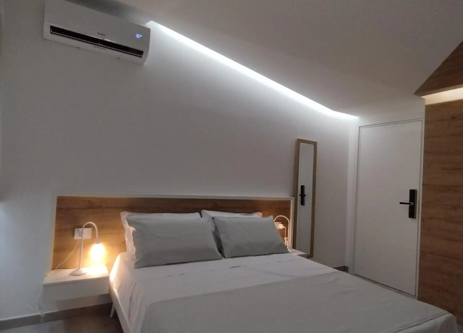Space Tower Rooms Neapel 0*,
