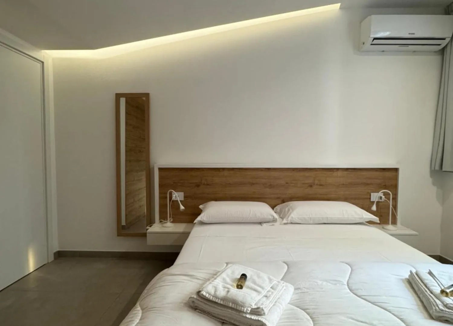 Space Tower Rooms Neapel 0*,